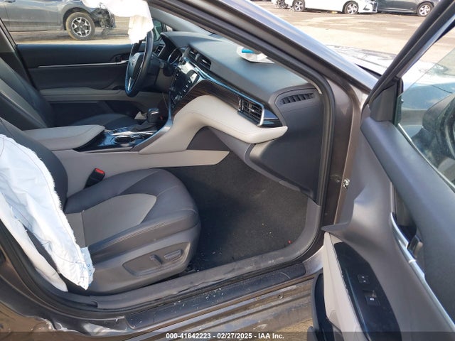 4T1F31AK2LU017608 Toyota Camry Xle Hybrid