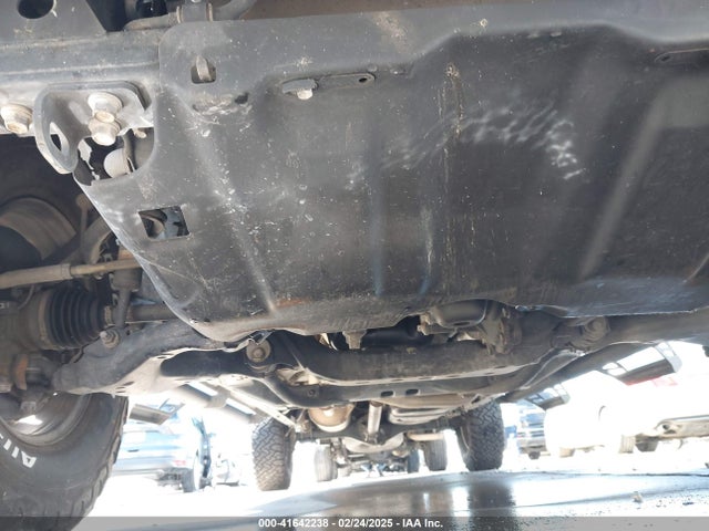 5TFDZ5BN9GX006376 Toyota Tacoma Sr5 V6