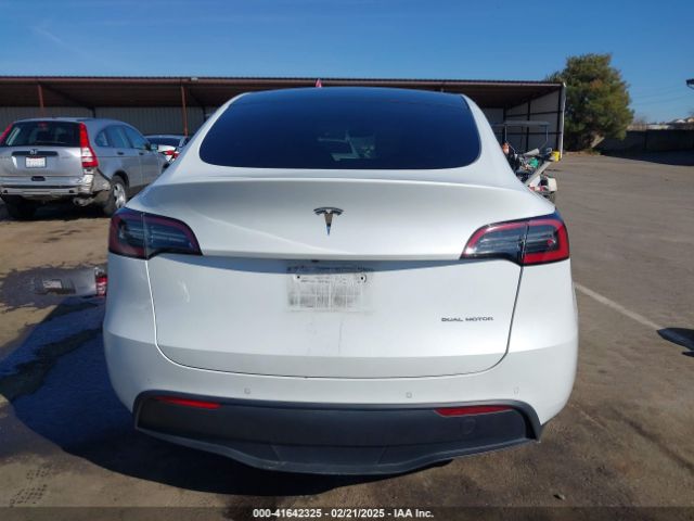7SAYGAEE8NF367040 Tesla Model Y Long Range Dual Motor All-wheel Drive