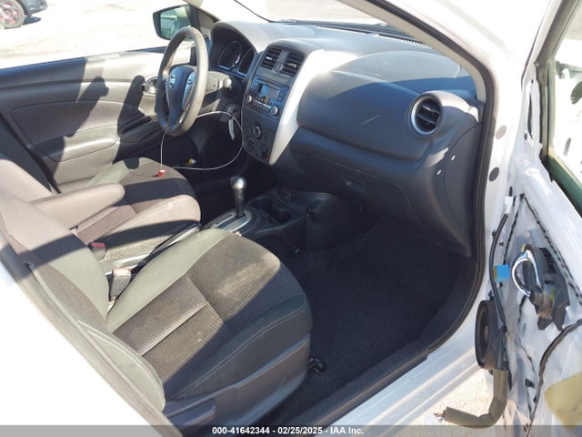 3N1CN7AP9HL843652 Nissan Versa 1.6 Sv