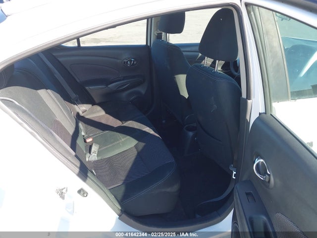 3N1CN7AP9HL843652 Nissan Versa 1.6 Sv