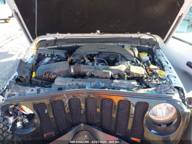 1C4HJXDG5MW697149 Jeep Wrangler Unlimited Willys Sport 4x4