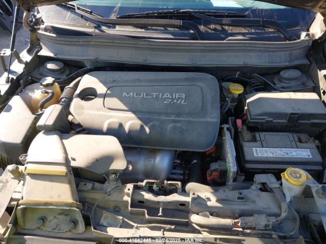 1C4PJLCB3GW355911 Jeep Cherokee Latitude