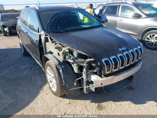 1C4PJLCB3GW355911 Jeep Cherokee Latitude