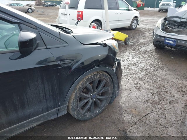 1FMCU0GD4HUA76833 Ford ESCAPE SE