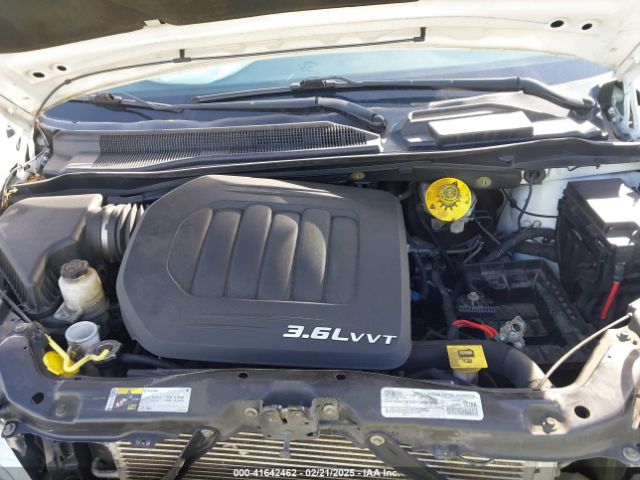2C4RDGCG5JR179043 Dodge Grand Caravan Sxt