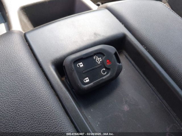 2020 GMC SIERRA 1500 3GTP8BED6LG219446 Photo 10