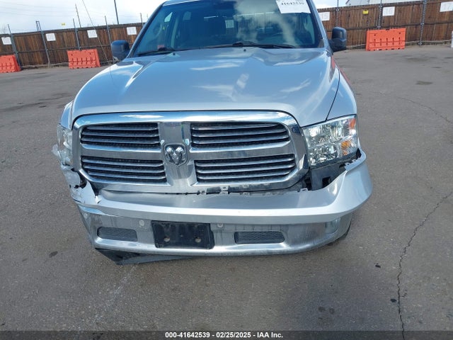 1C6RR7TT0JS168391 RAM 1500 Big Horn  4x4 6'4 Box
