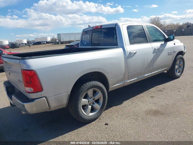 1C6RR7TT0JS168391 RAM 1500 Big Horn  4x4 6'4 Box