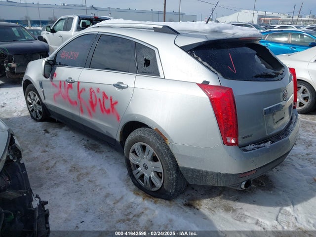 2011 CADILLAC SRX 3GYFNAEY1BS594488 Photo 2