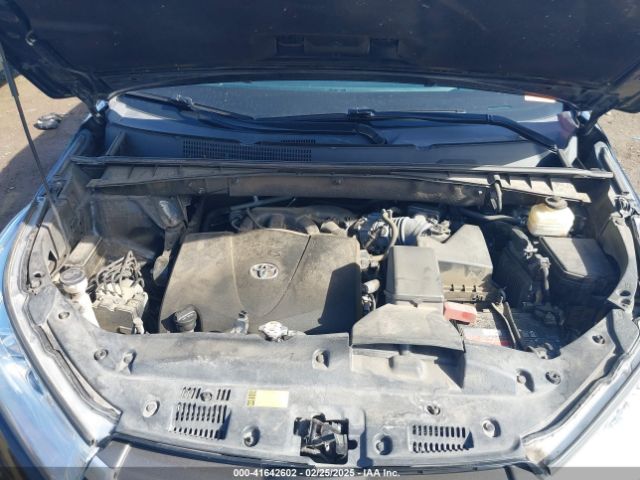 2018 TOYOTA HIGHLANDER 5TDJZRFH5JS533777 Photo 9