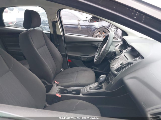 Ford FOCUS S 2015 1FADP3E29FL326093 Image 5