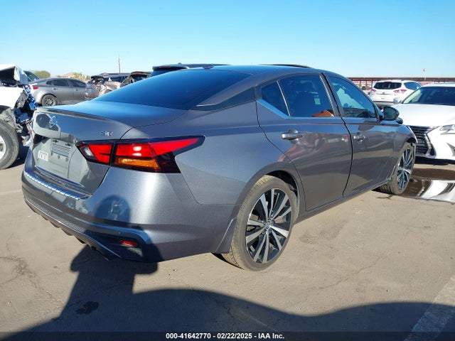 1N4BL4CVXMN401696 Nissan Altima Sr Fwd