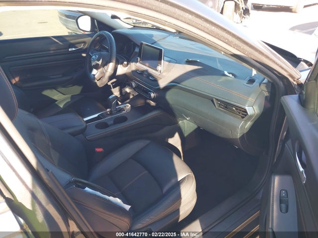 1N4BL4CVXMN401696 Nissan Altima Sr Fwd