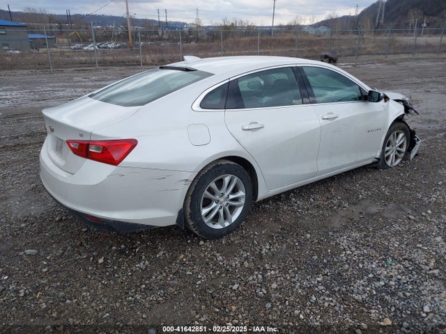 1G1ZD5ST3JF212737 Chevrolet MALIBU LT