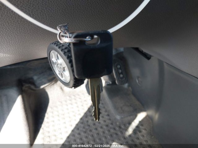 3N6CM0KN0FK730306 Nissan Nv200 S