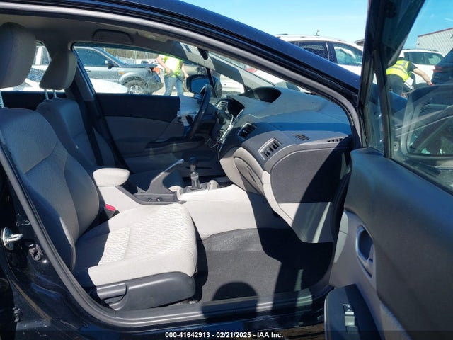 19XFB2E57FE005765 Honda Civic Lx