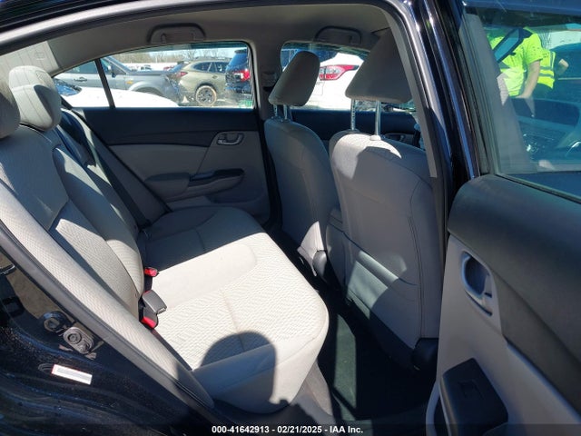 19XFB2E57FE005765 Honda Civic Lx