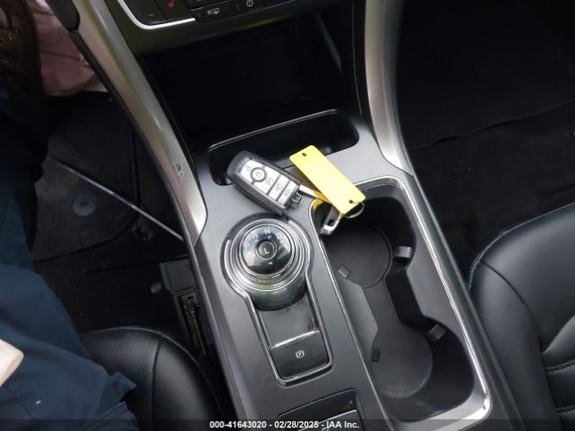 3FA6P0MU3KR262056 Ford Fusion Hybrid Sel