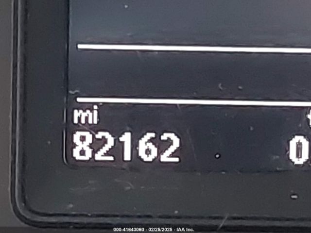 WVGAV7AX6GW611356 Volkswagen TIGUAN S