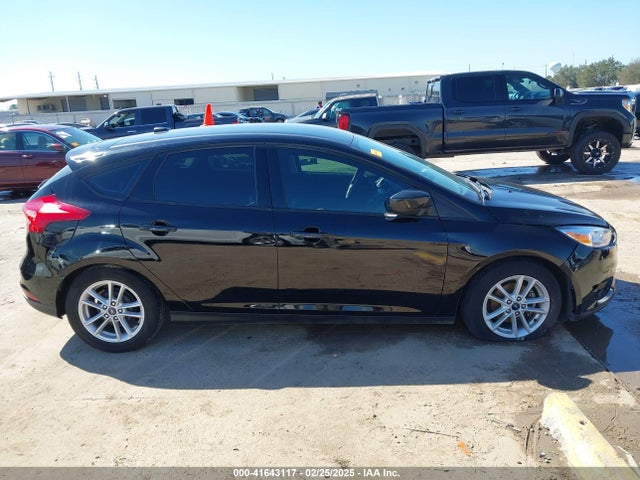 Ford FOCUS SE 2018 1FADP3K29JL216478 Image 13