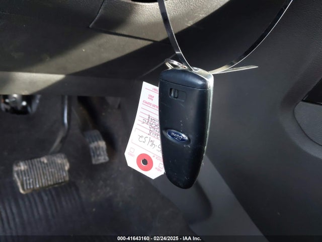 1FMCU9J99JUD48386 Ford Escape Titanium