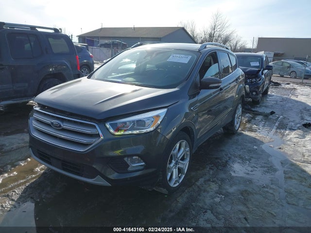 1FMCU9J99JUD48386 Ford Escape Titanium