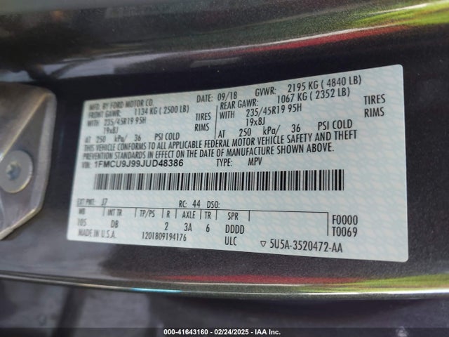 1FMCU9J99JUD48386 Ford Escape Titanium