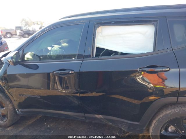 3C4NJCBB4MT604761 Jeep Compass Altitude Fwd