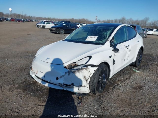 7SAYGDEF5NF542189 Tesla Model Y Performance Dual Motor All-wheel Drive