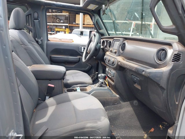 1C4HJXDGXMW763324 Jeep Wrangler