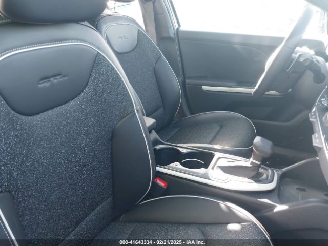 3KPFW4DE3SE064923 KIA K4 Gt-line