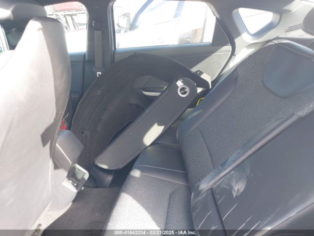 3KPFW4DE3SE064923 KIA K4 Gt-line
