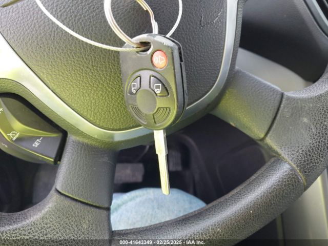 1FMCU9G90GUB25458 Ford ESCAPE SE
