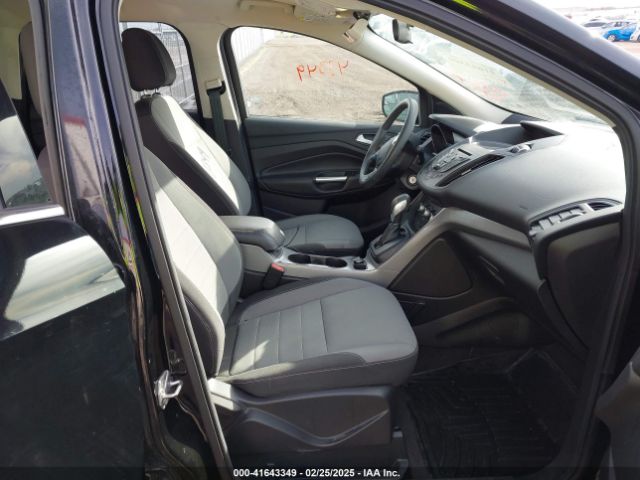 1FMCU9G90GUB25458 Ford ESCAPE SE