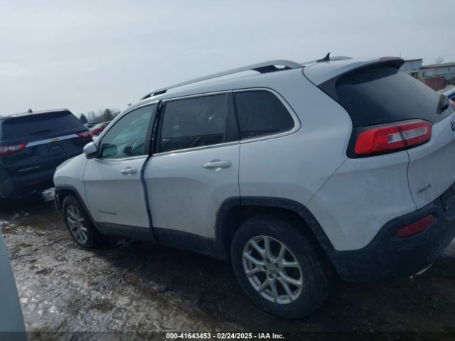1C4PJMCS7FW605459 Jeep Cherokee Latitude