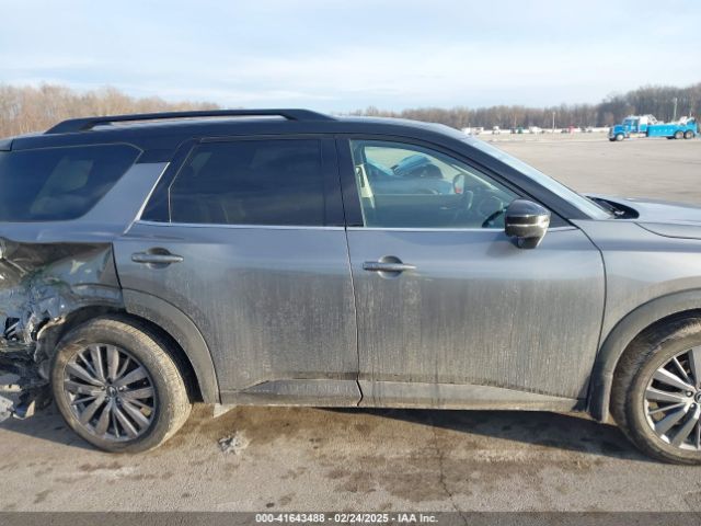 5N1DR3CD9NC212582 Nissan Pathfinder Sl 4wd