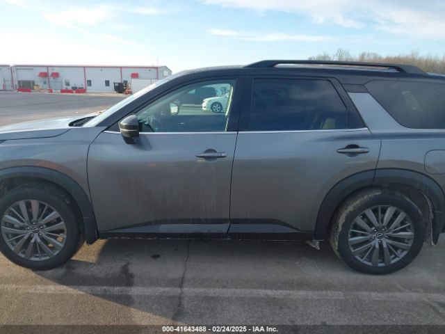 5N1DR3CD9NC212582 Nissan Pathfinder Sl 4wd