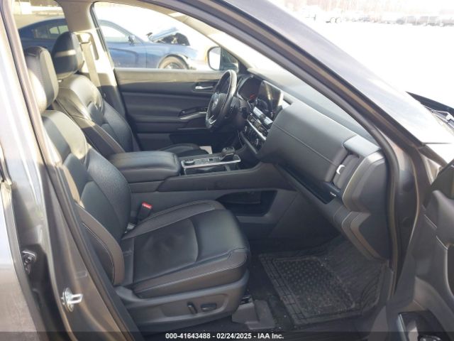 5N1DR3CD9NC212582 Nissan Pathfinder Sl 4wd