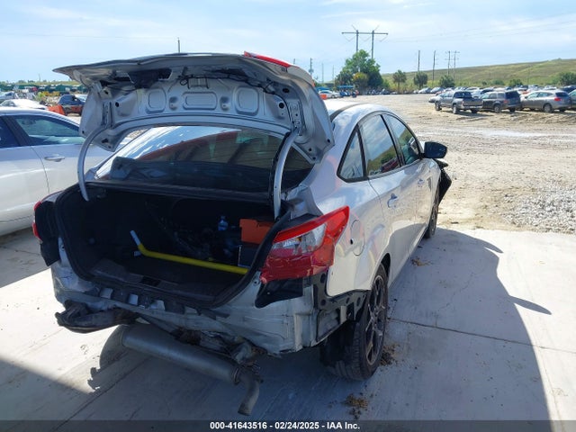 1FADP3F20EL387457 Ford FOCUS SE