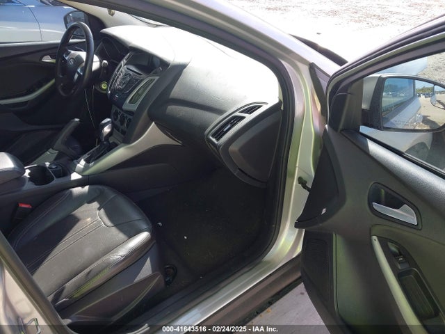 1FADP3F20EL387457 Ford FOCUS SE