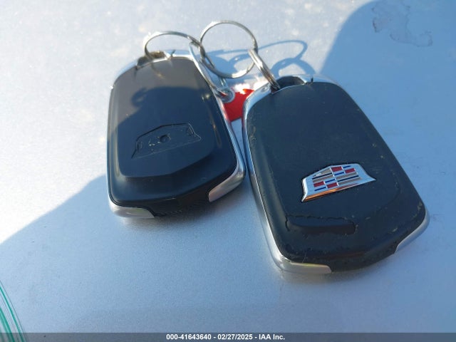 2018 CADILLAC XT5 1GYKNFRSXJZ104858 Photo 10