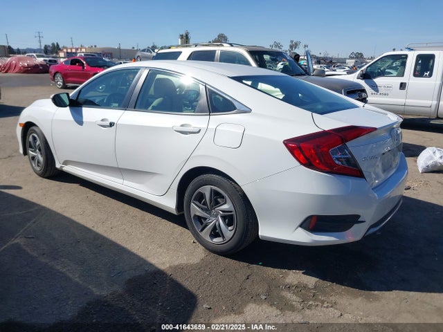 Honda Civic 2019 2HGFC2F66KH552711 Image 16