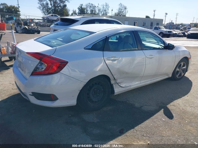 Honda Civic 2019 2HGFC2F66KH552711 Image 17