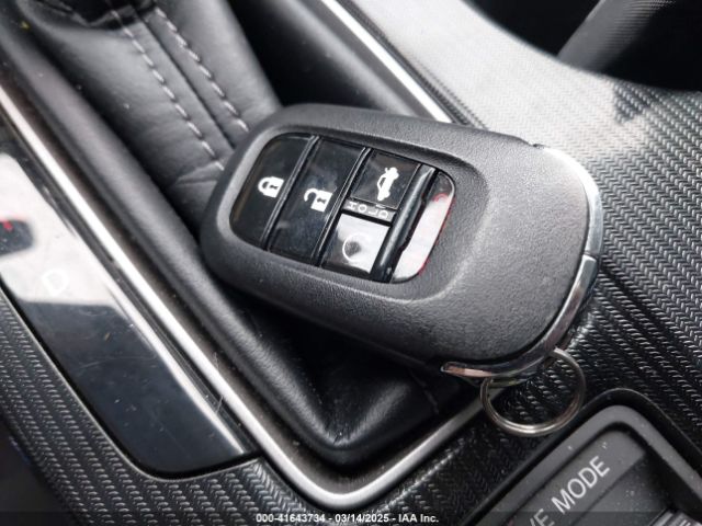 2HGFE1F99PH303048 Honda Civic Touring