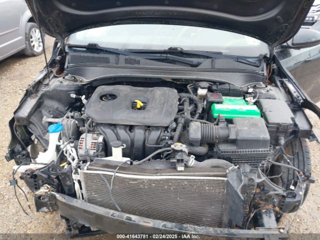 3KPF24AD5KE047046 KIA FORTE FE