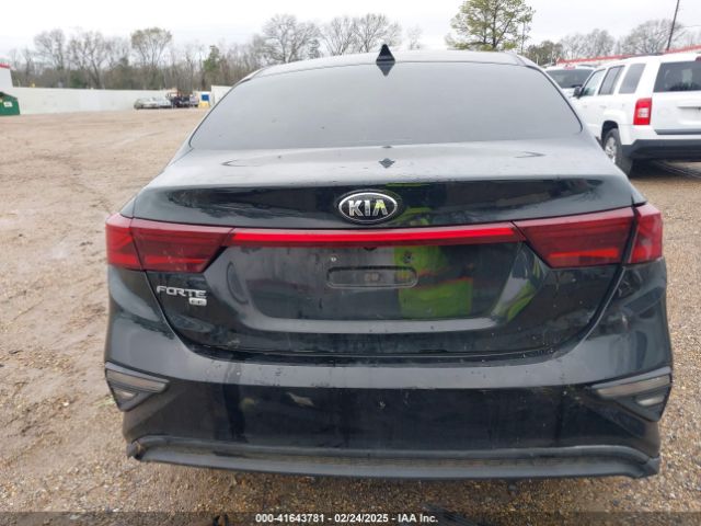 3KPF24AD5KE047046 KIA FORTE FE