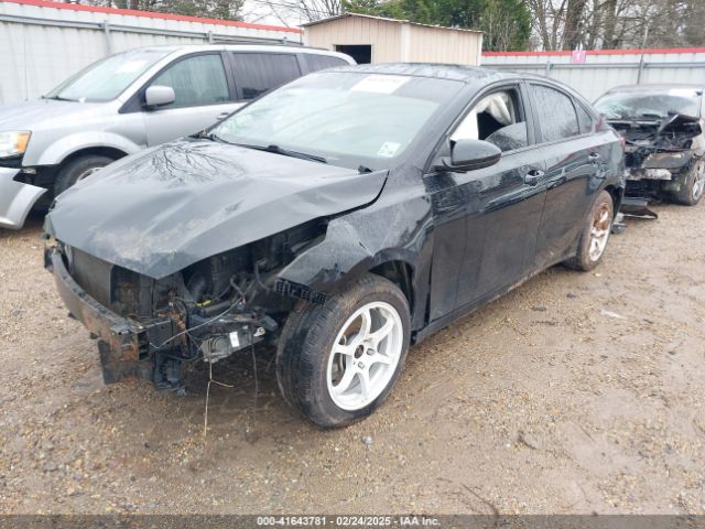 3KPF24AD5KE047046 KIA FORTE FE