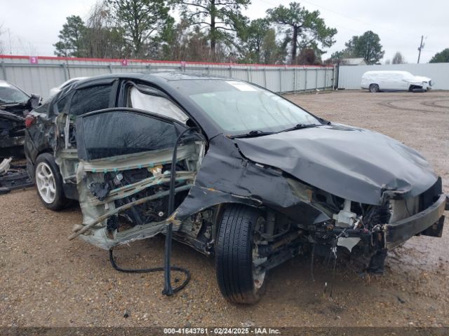 3KPF24AD5KE047046 KIA FORTE FE