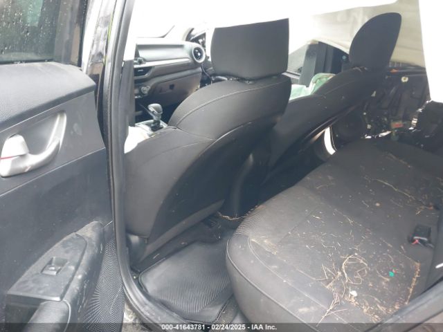 3KPF24AD5KE047046 KIA FORTE FE